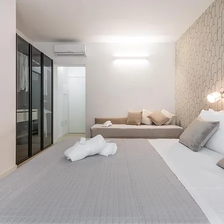 Palazzo Michelangelo 4*