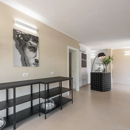 Palazzo Michelangelo 4* 维拉西米乌斯