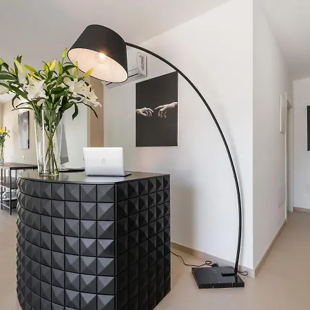 Palazzo Michelangelo Affittacamere Villasimius